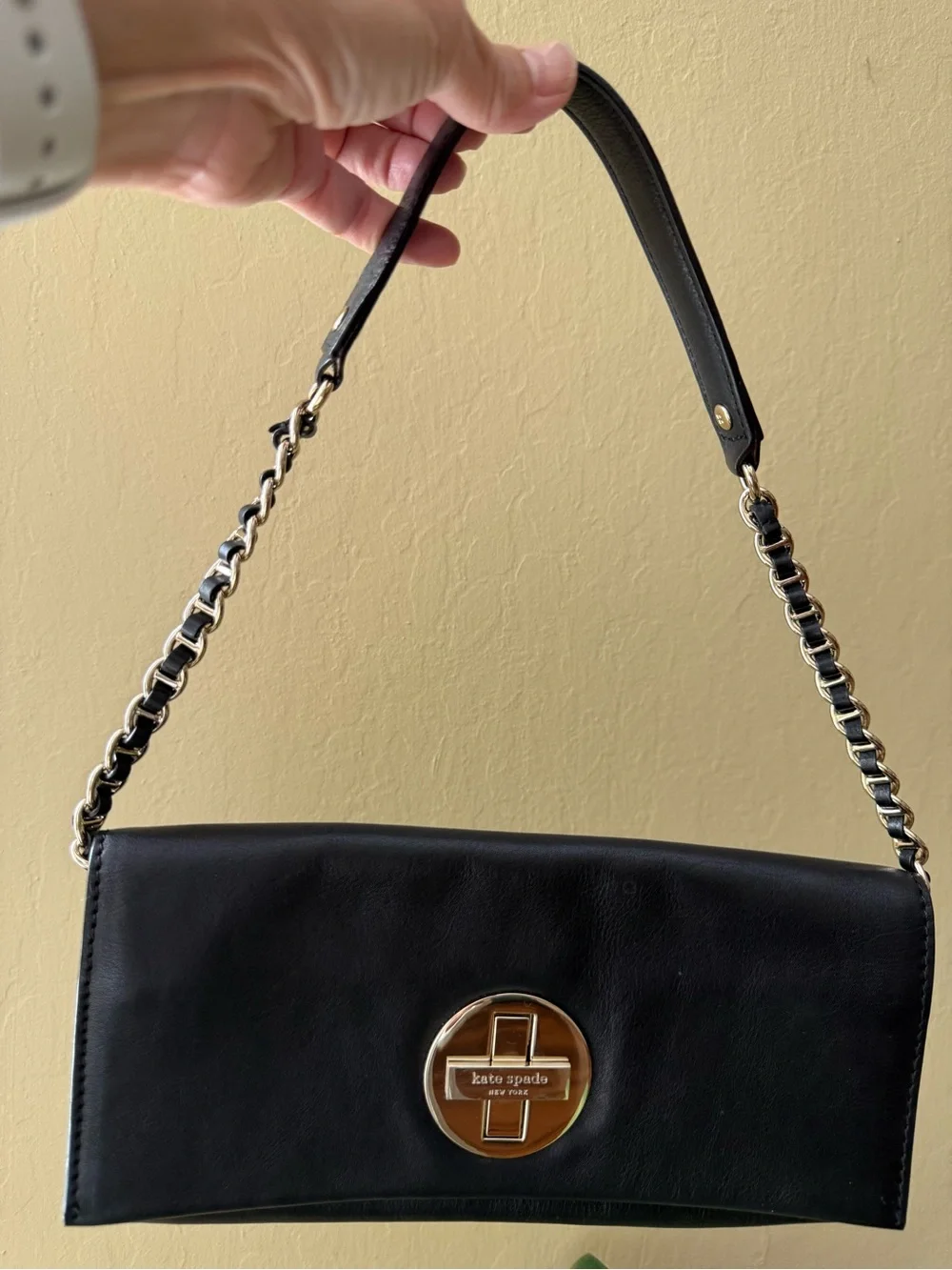 Kate Spade New York Chain Shoulder Bag Black Leather with silver hardware